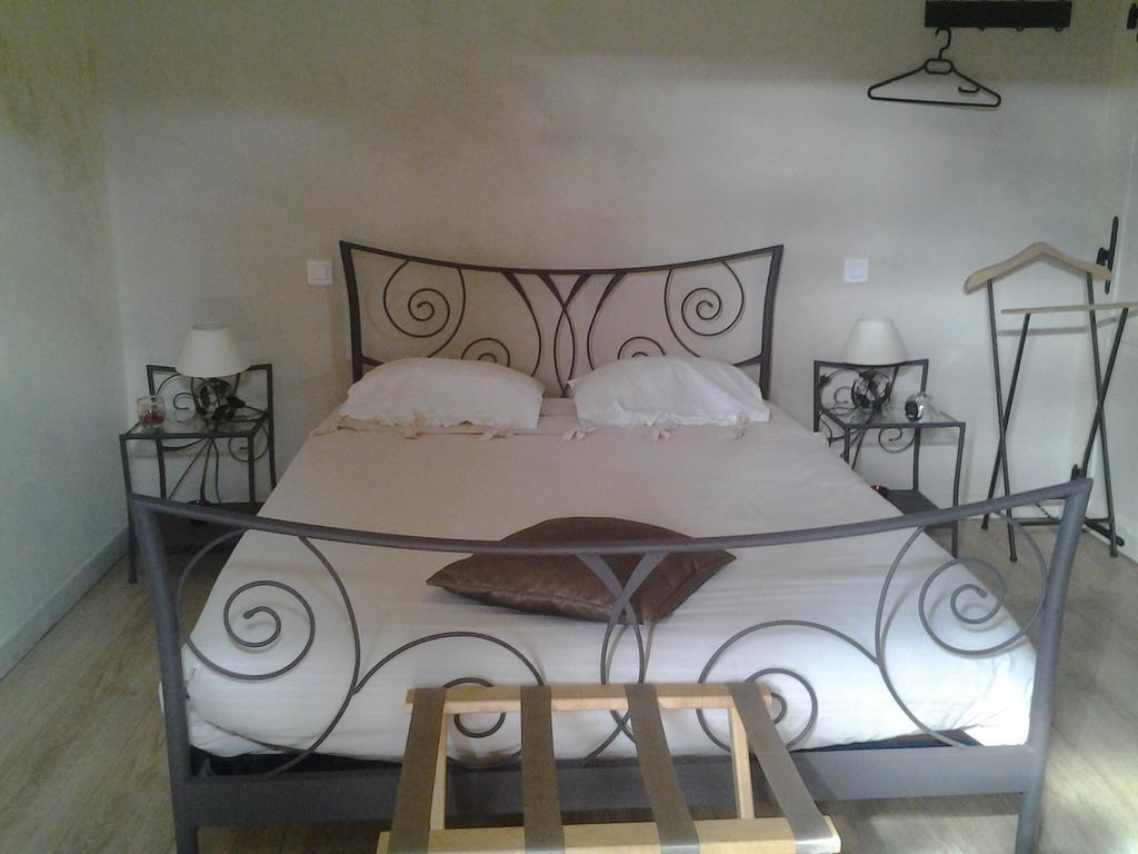 La Ferme Du Vintue Bed & Breakfast Etrechy  Ruang foto